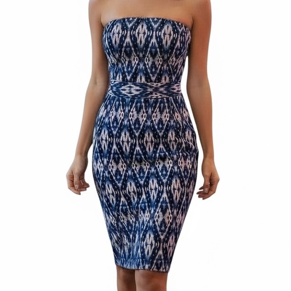 Banana Republic Strapless Dress - Ikat print - Picture 1 of 10